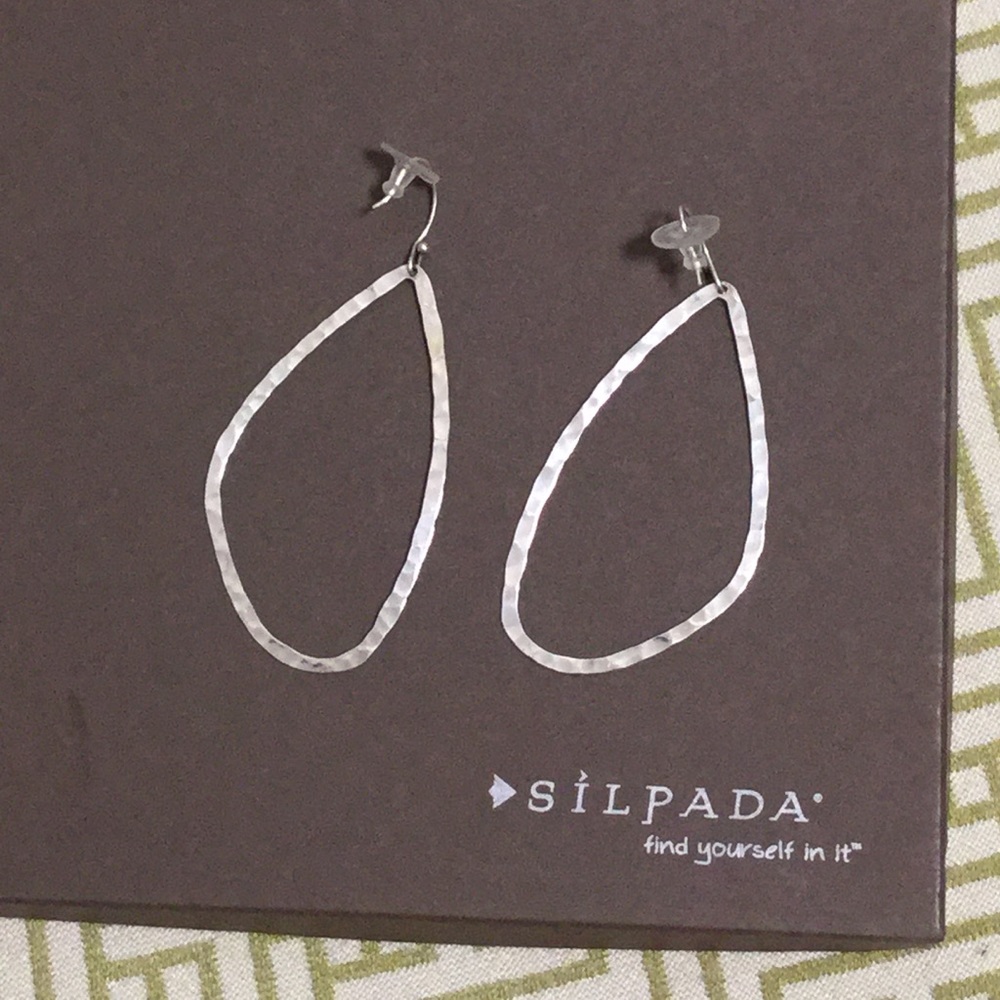 Cute Light Weight Silpada Earrings